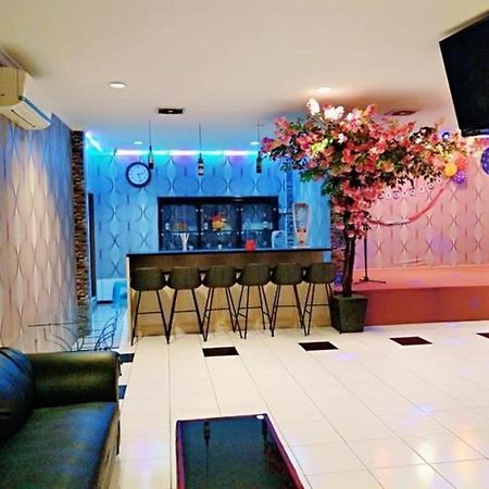 Oriental Residence Pasar Baru Jakarta Luaran gambar
