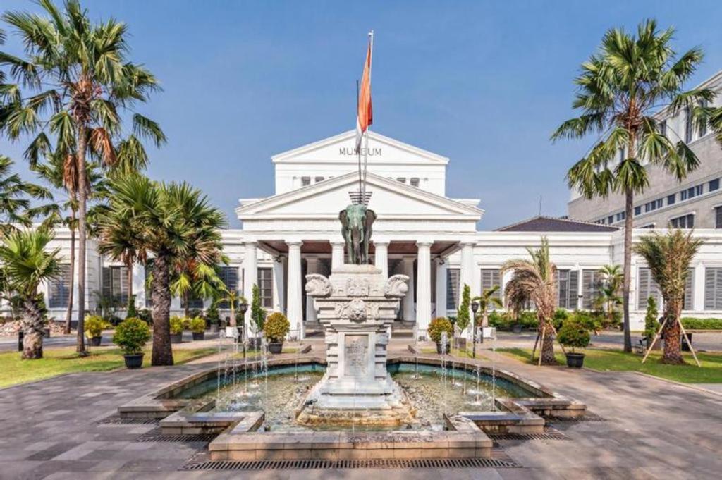 Oriental Residence Pasar Baru Jakarta Luaran gambar