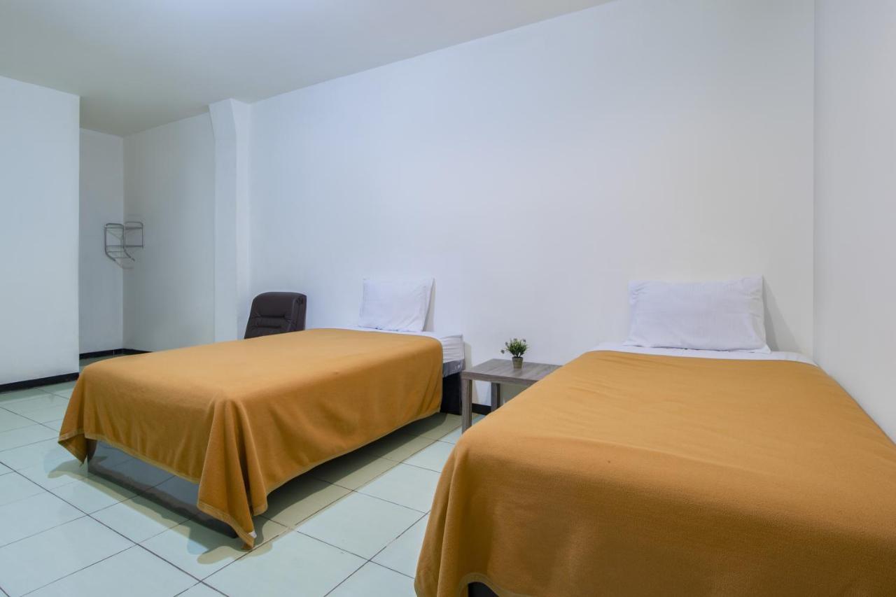 Oriental Residence Pasar Baru Jakarta Luaran gambar
