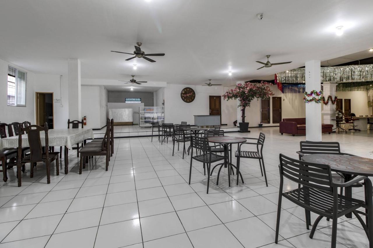 Oriental Residence Pasar Baru Jakarta Luaran gambar