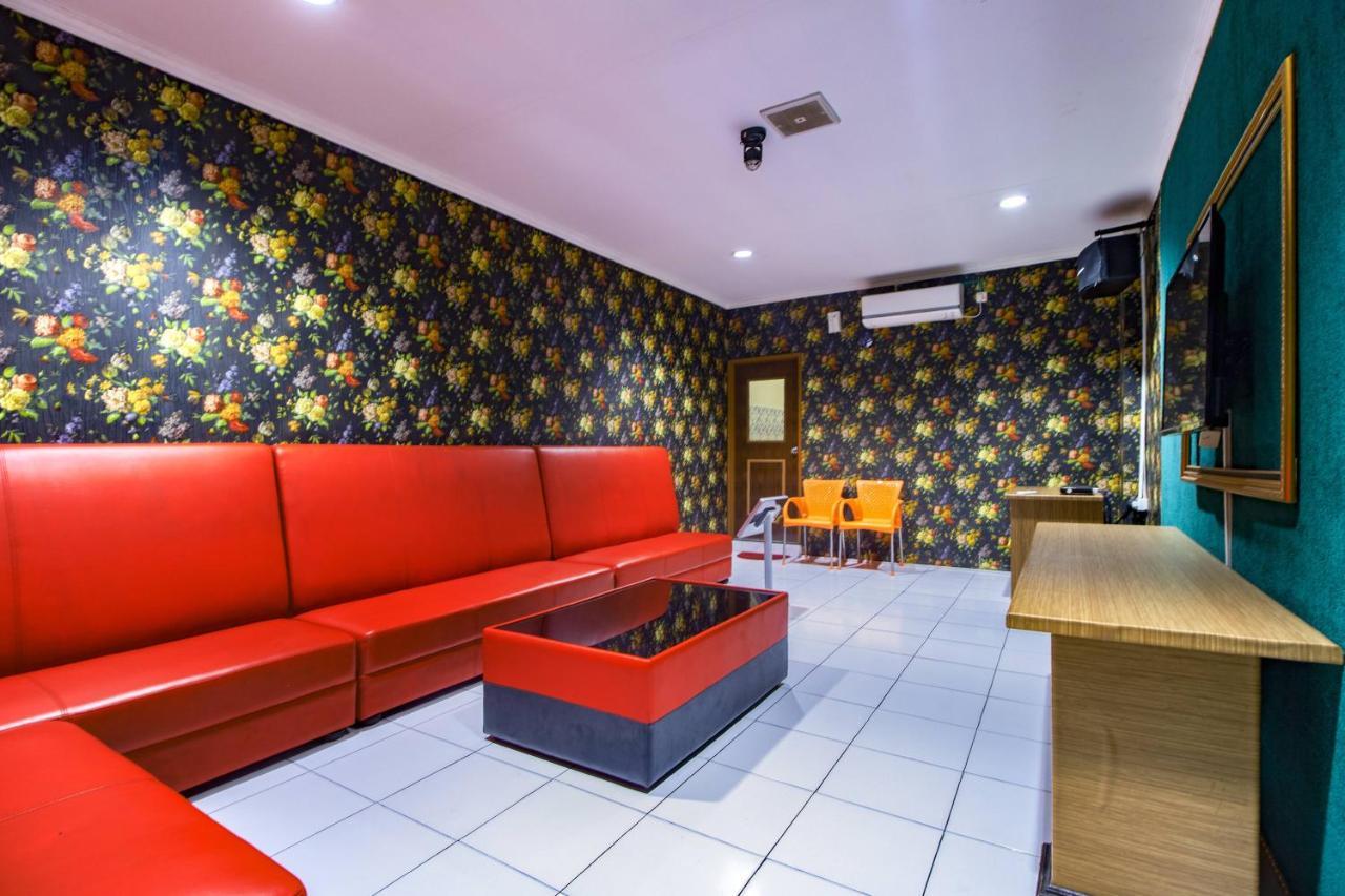 Oriental Residence Pasar Baru Jakarta Luaran gambar