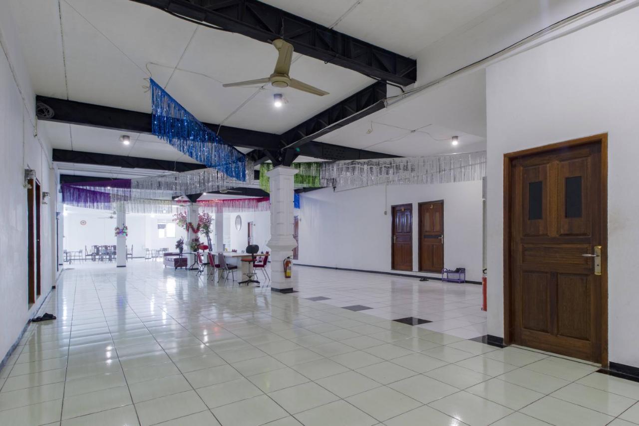 Oriental Residence Pasar Baru Jakarta Luaran gambar